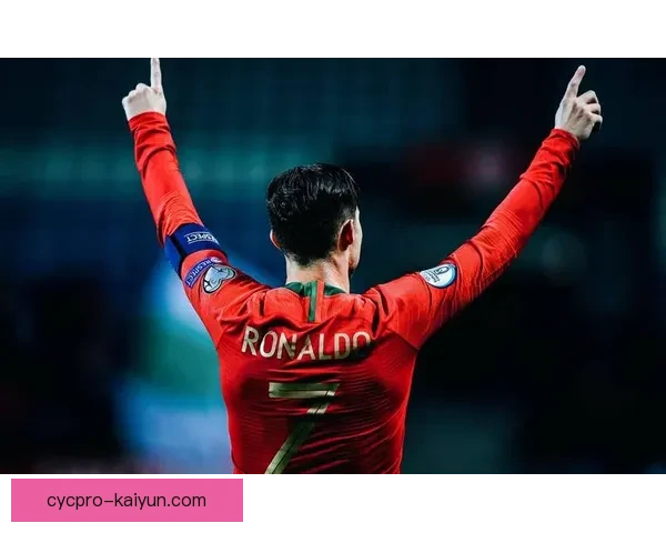 贝肯鲍尔对球队影响力持续增强，战术智慧引领德国足球新局面